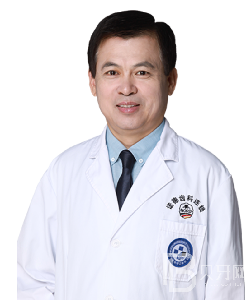 張?jiān)茋? width=