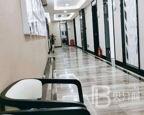 深圳牙齒黃怎么變白口腔醫(yī)院排名重磅發(fā)布！深圳麥雅口腔診所醫(yī)生手術(shù)專業(yè)、設(shè)備先進(jìn)正規(guī)！