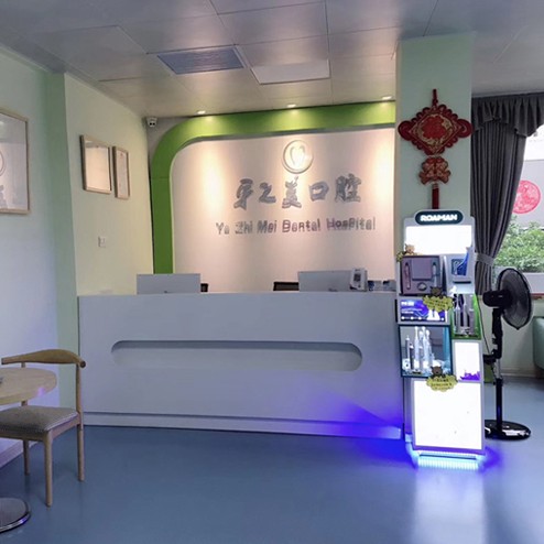 桂林種植牙一顆要多少錢(qián)！桂林藍(lán)天牙之美口腔種植牙醫(yī)院排名TOP1，國(guó)產(chǎn)創(chuàng)英種植牙：3880元起/顆！