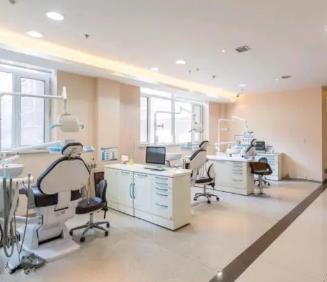 嘉善羅星華眾口腔