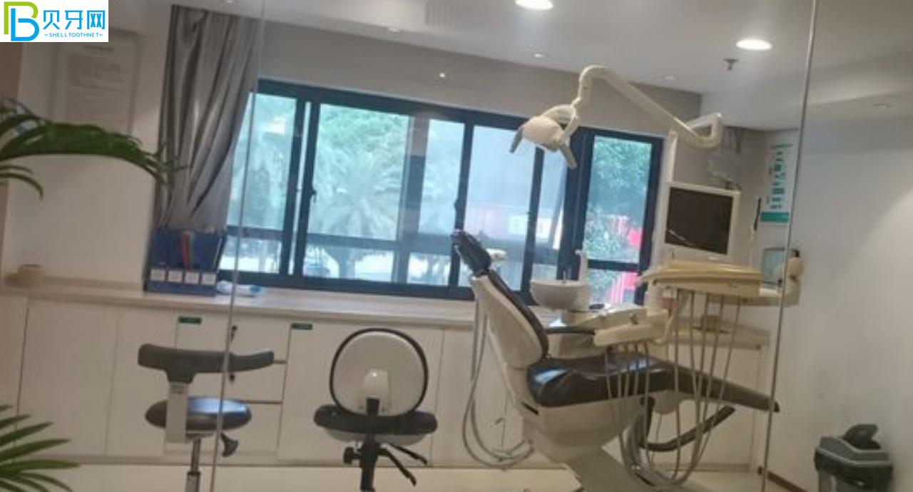 你們知道嗎?聽說廈門登特口腔鑲牙3000起?種牙靠譜嗎?